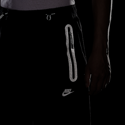 Nike Tech Men's Oversized Woven Pants. Nike JP
